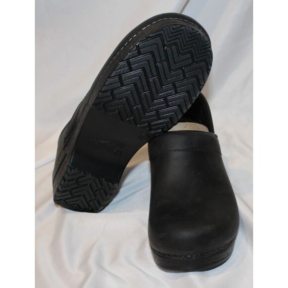 Dansko Women's Black Oiled Leather Professional Clogs EU 38 US 7.5-8 NIB NARROW - Picture 7 of 9